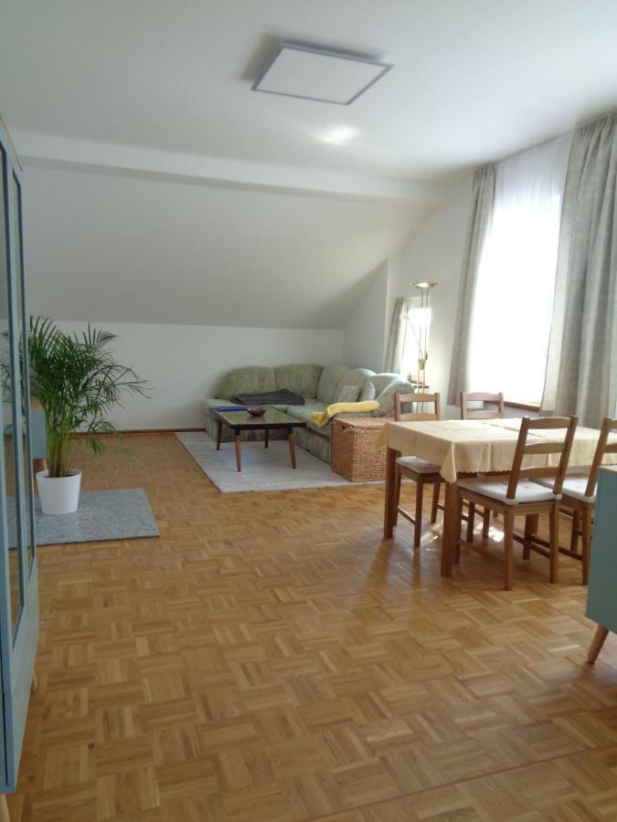 Leipzig-Suedwest Apartment Luaran gambar
